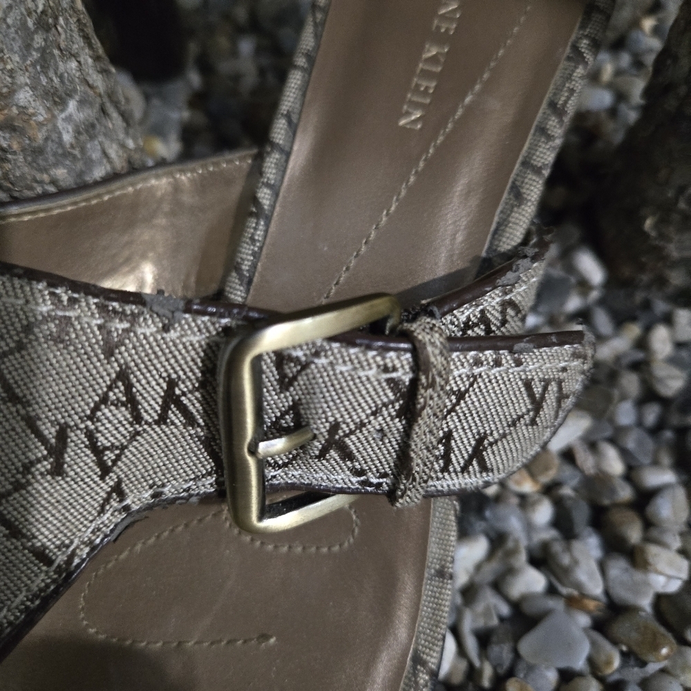 Anne Klein Signature Heeled Thong Sandals - Picture 3 of 8